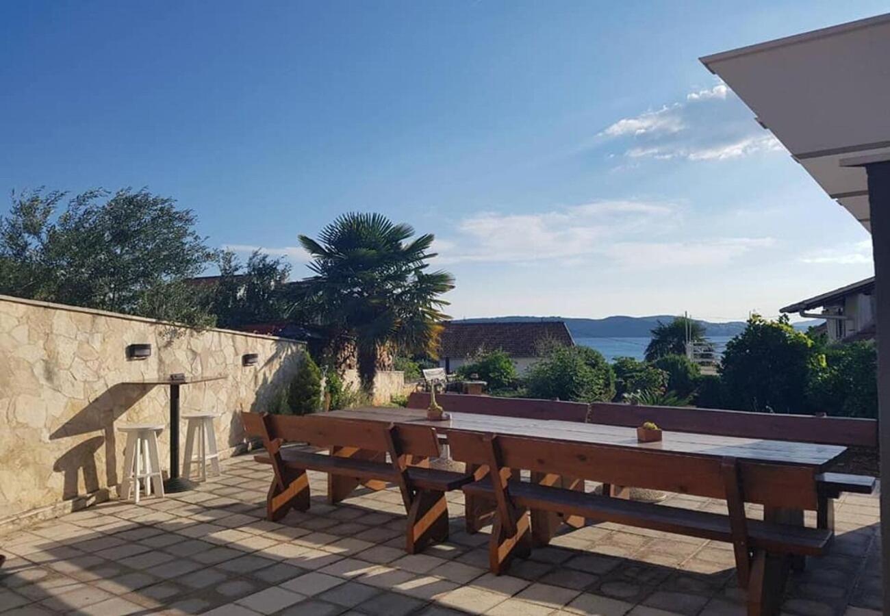 Apartments Javi - Free Private Parking Trogir Zewnętrze zdjęcie
