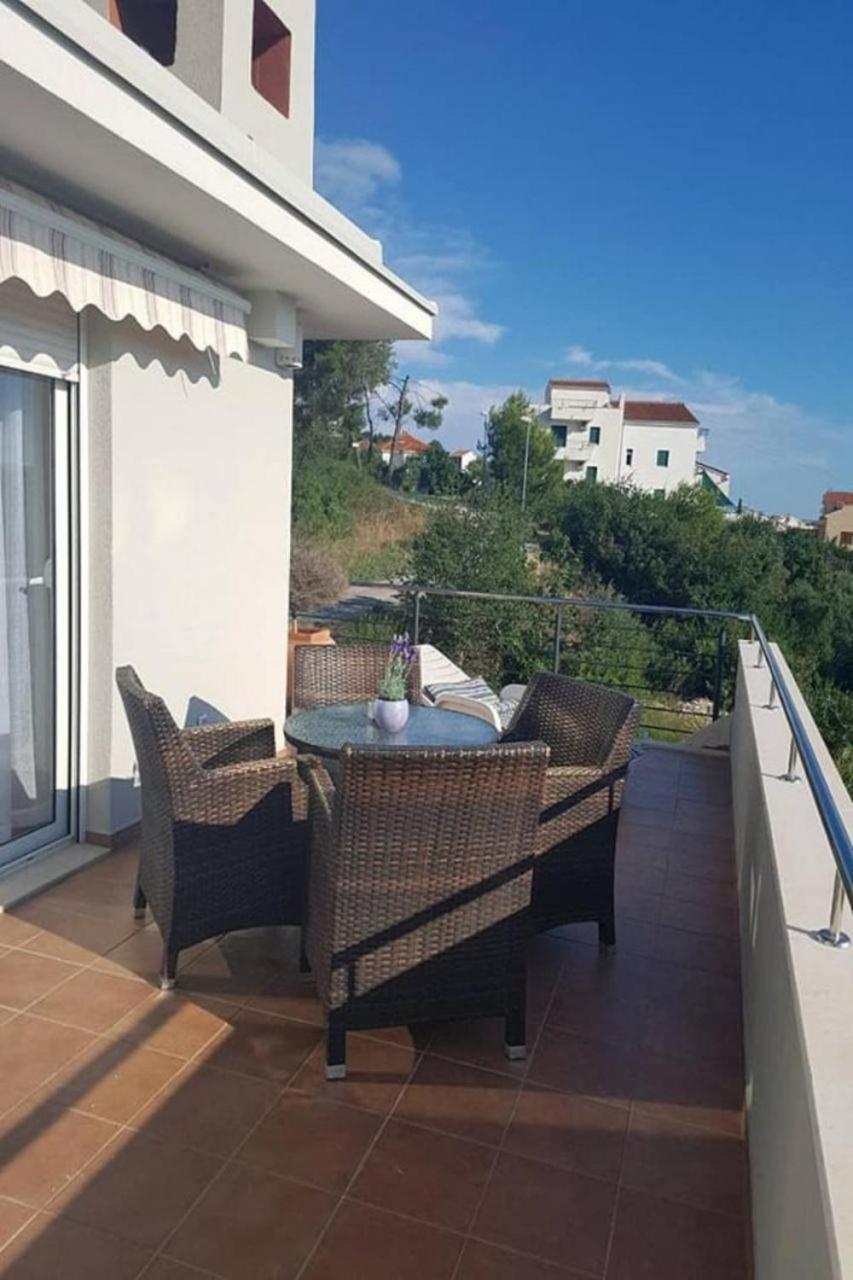 Apartments Javi - Free Private Parking Trogir Zewnętrze zdjęcie
